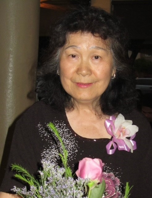 Obituary of Carmen Jingco Holt