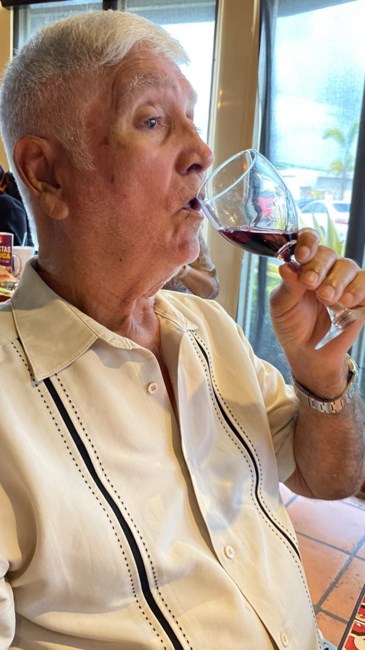 Obituary of Héctor Molina Maysonet