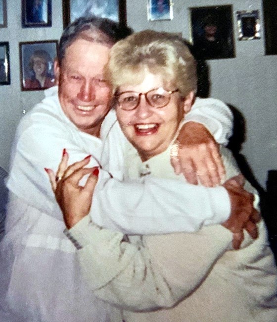 Obituary of Carol and Leon Warren