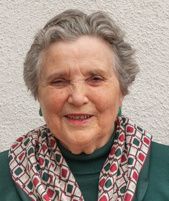 Obituary of Elizabeth Dempster Stahr