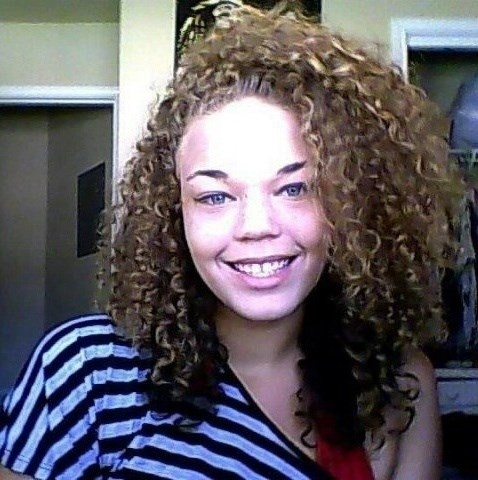 Obituary of Mercedes Lewis