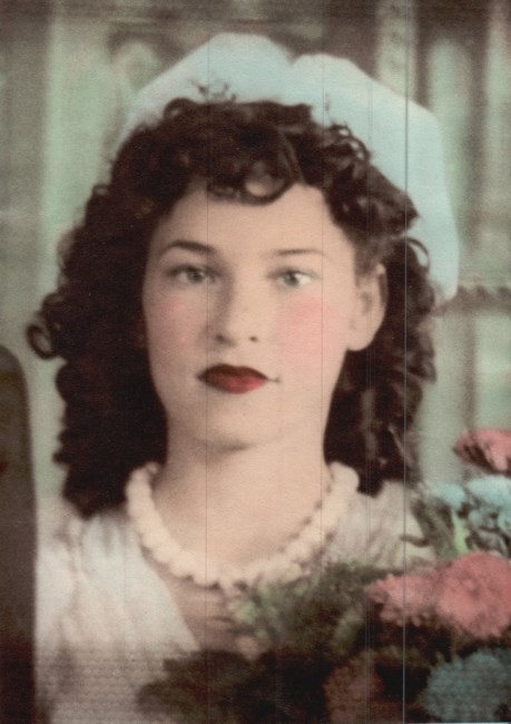 Obituary of Esperanza Reyes