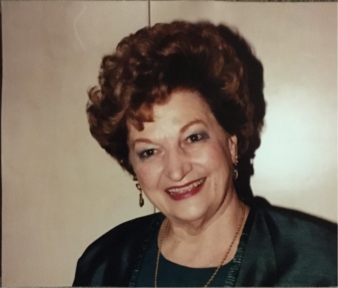 Obituary of Sada "Micki" Maxine Echols