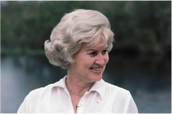 Obituary of Shirley Ann Pearl Naumann