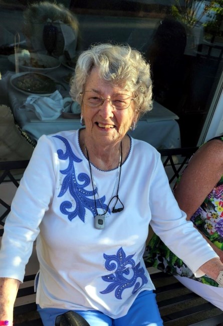 Obituary of Edna Daphne Williams