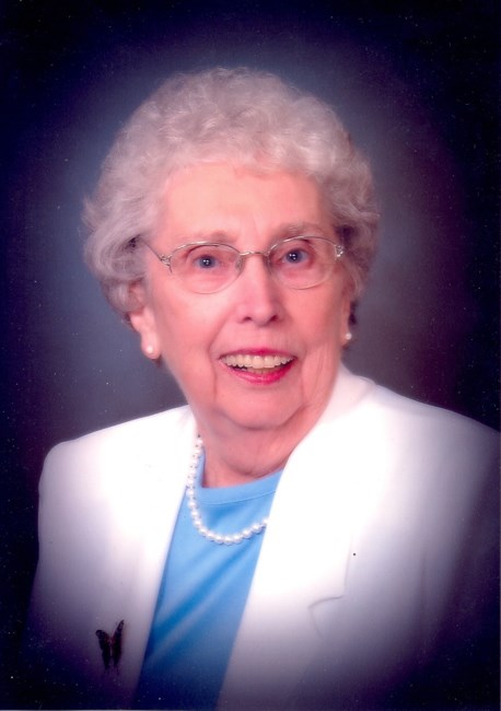 Obituary of Helen Hills