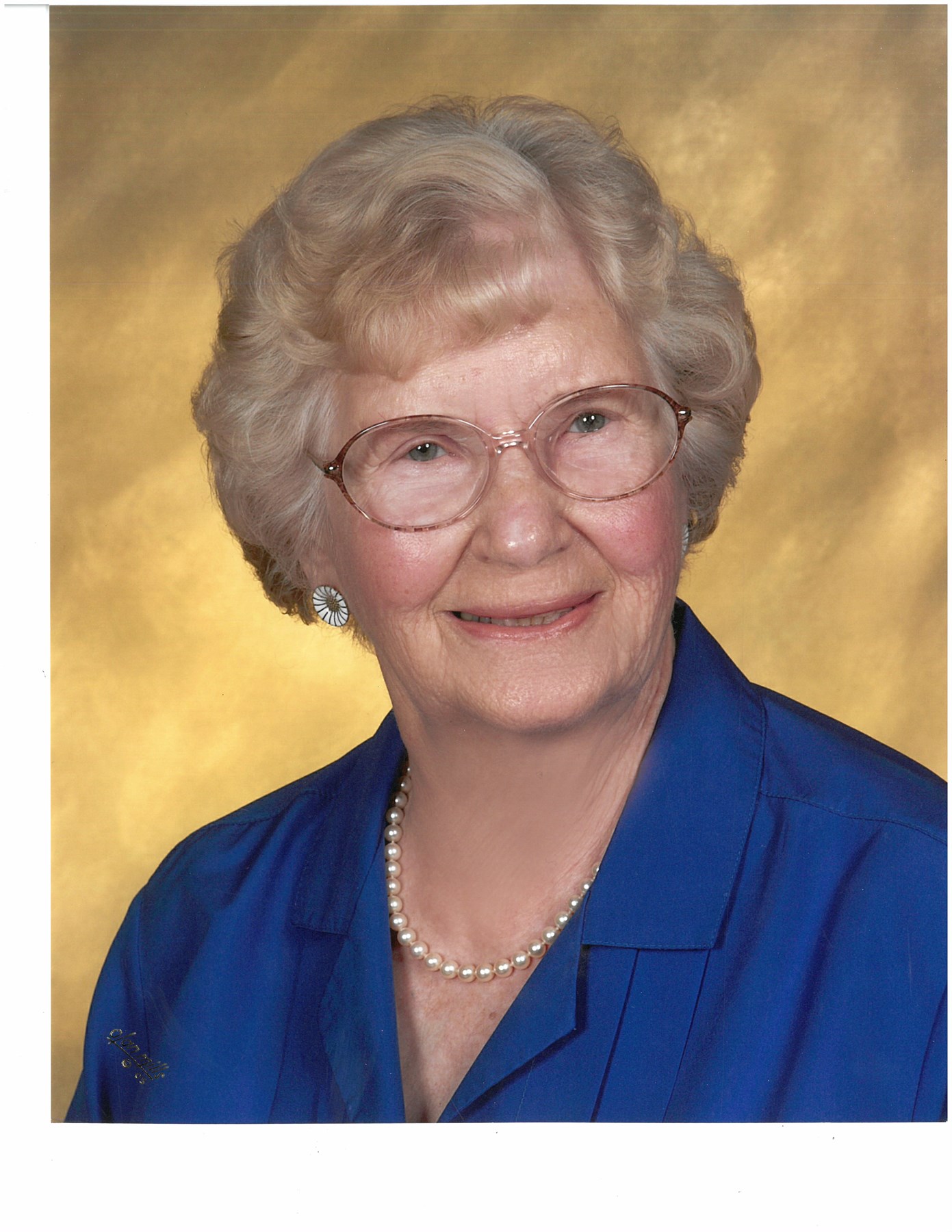 Obituary of Esther Louise Helfers