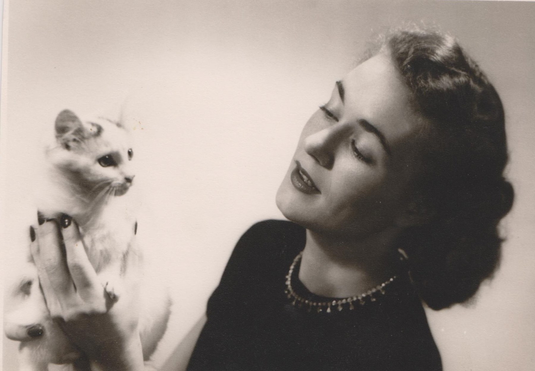 Obituary of Charlotte Irene Burch