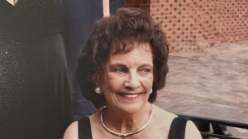 Obituary of Roberta "Bobbi" Cooper