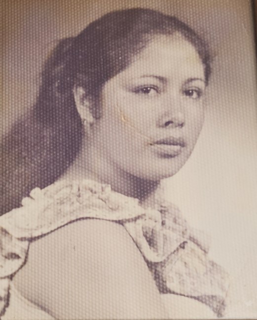 Obituary of Maria del Rosario Flores