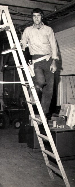 Obituary of Lloyd Sanders