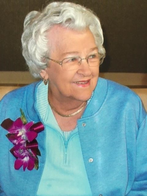 Obituary of Evelyn Mae Hoffman
