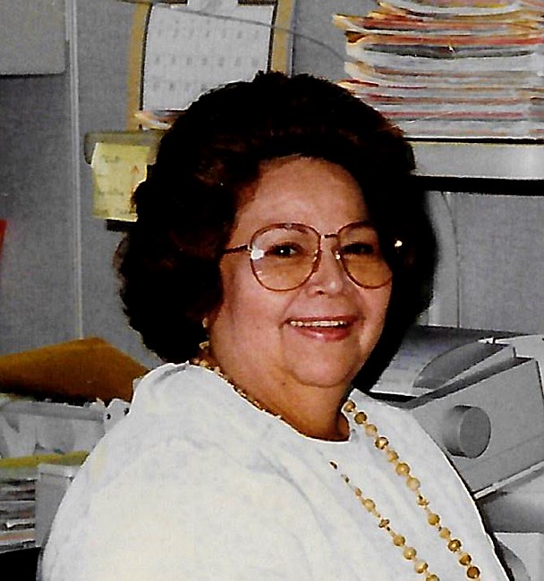 Obituario de Elena S Corona