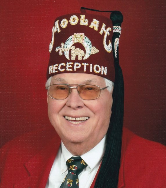 Obituary of Wayne L Roscoe