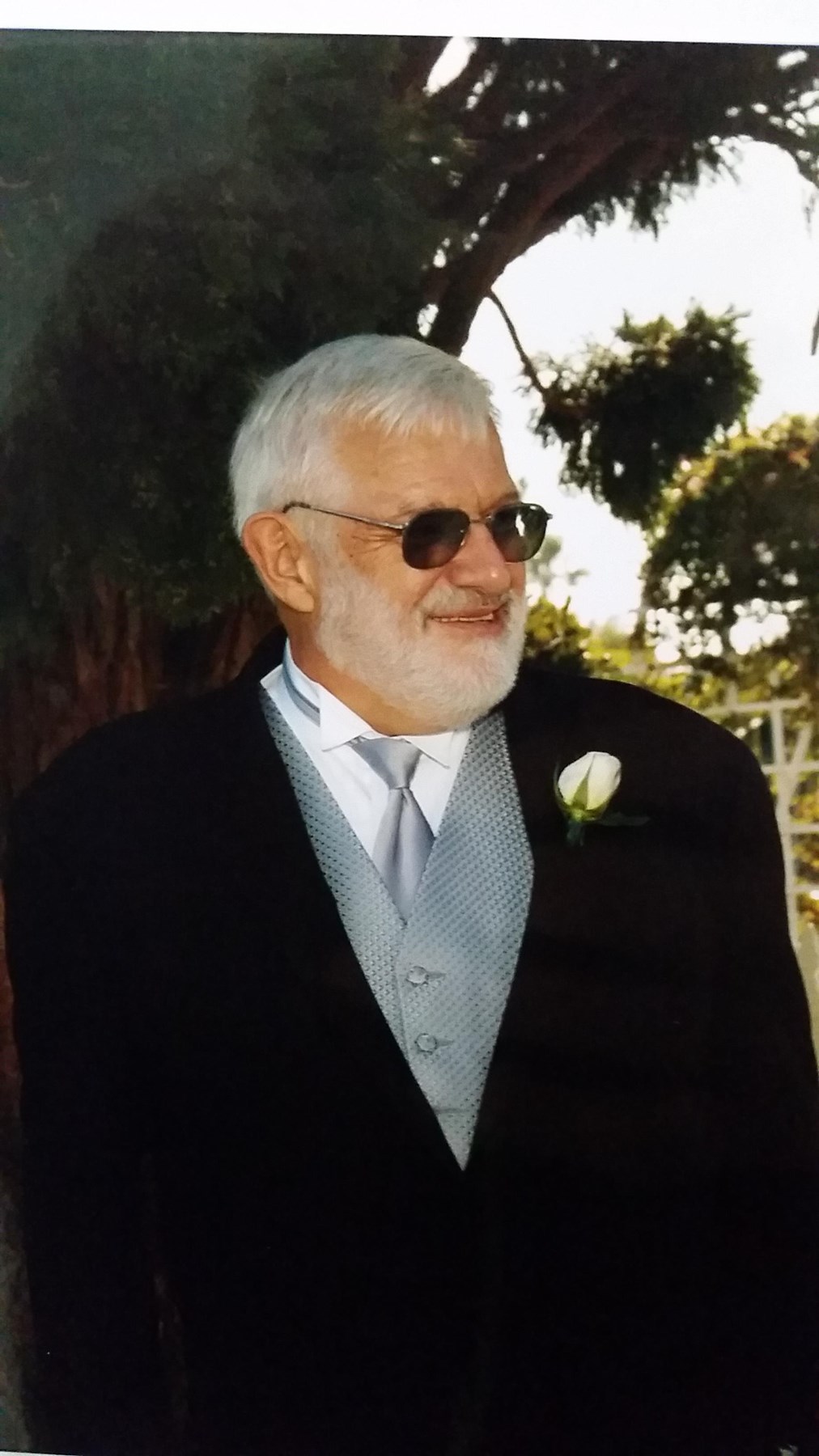 Obituary of Robert Wallace Britton