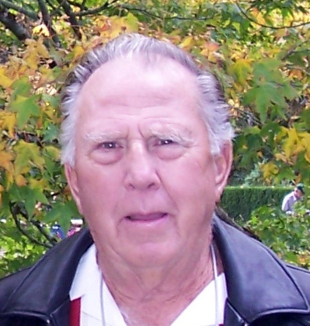 Obituario de Albert "Corky" Russell Hull