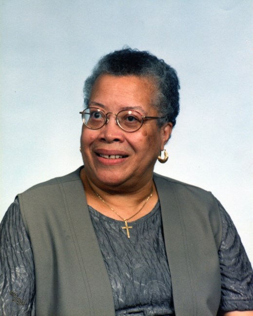 Obituary of Helen Sanders