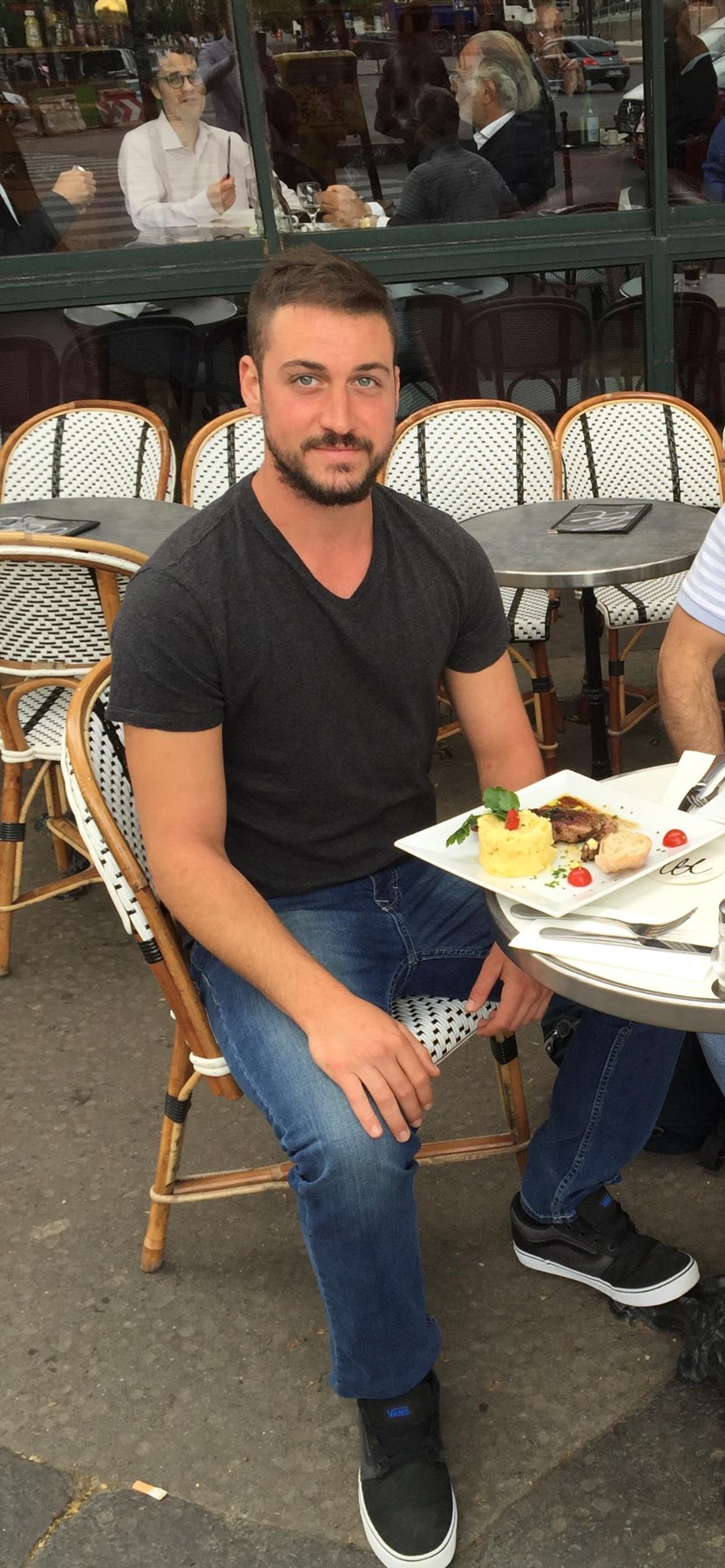 Obituary of Sasoon Hovsepian