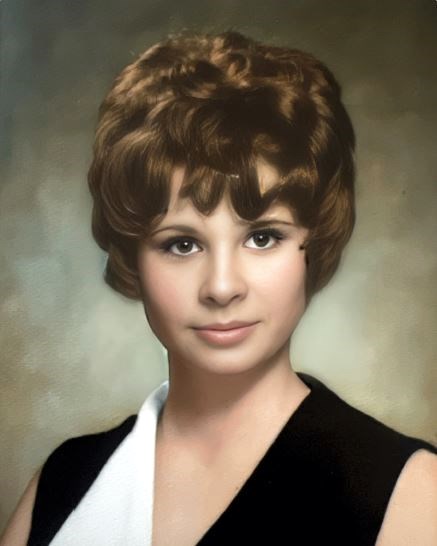 Obituary of Lori Darlene Mullins