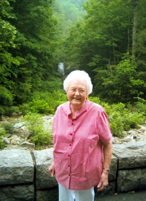 Obituary of Marjorie Inez Warren