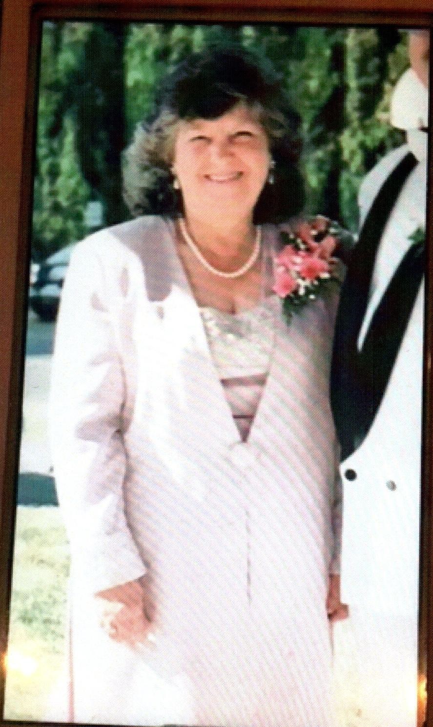 Obituary of Inez Lambert