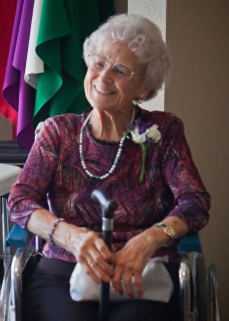 Obituary of Lorraine Louise Thomas