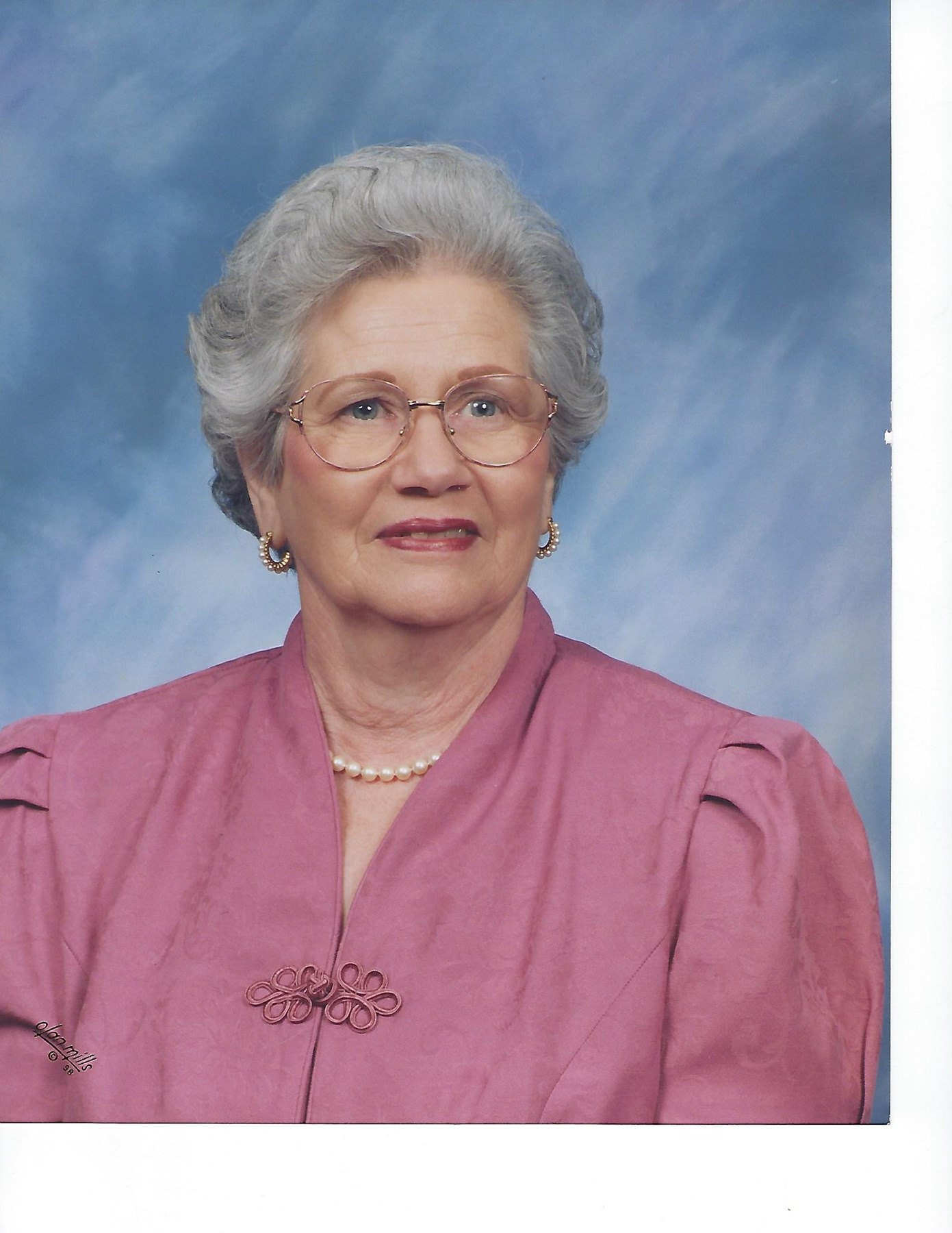 Obituary of Helen Mitchell Meredith
