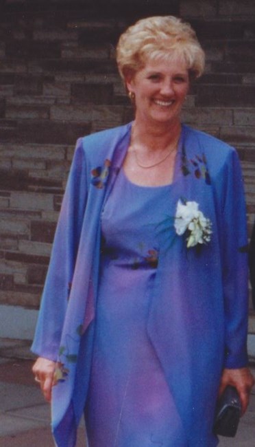 Obituary of Vivian Oosterwyk