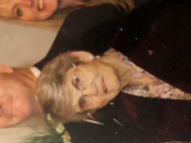 Obituary of Margaretha (Visser) Snoei