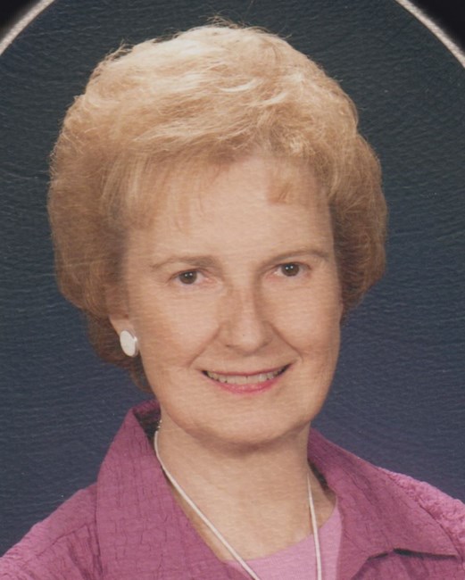 Obituary of Phyllis M Leigh