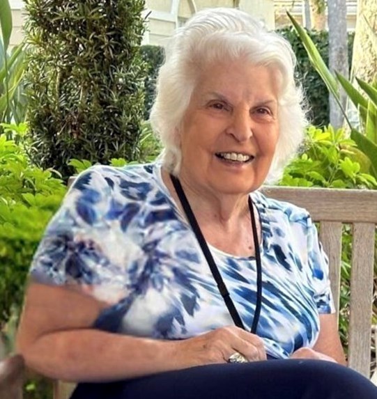 Obituary of Lillian Mandello