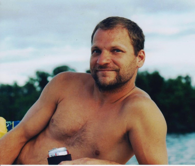 Obituary of Carl E Farquharson III