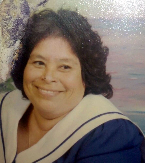 Obituary of Amparo R. Olivares