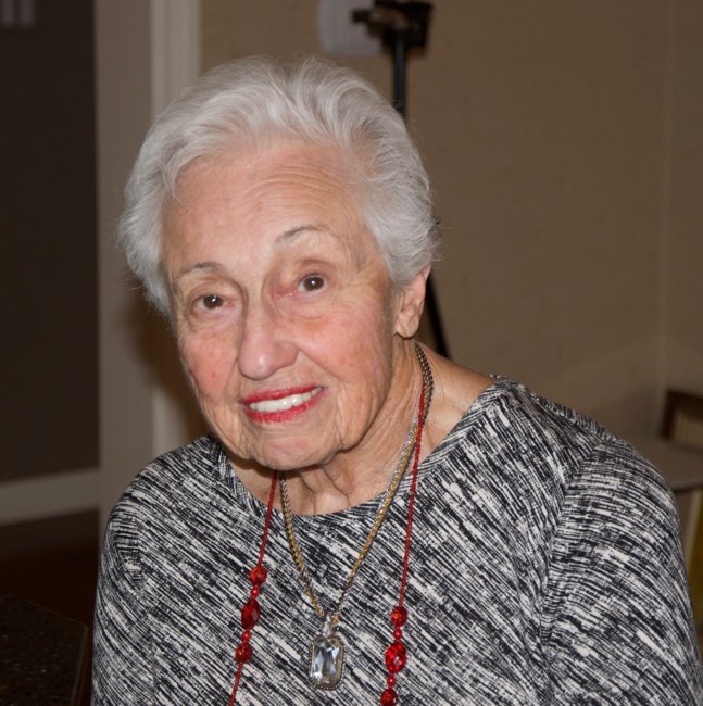 Obituario de Joanne Blum