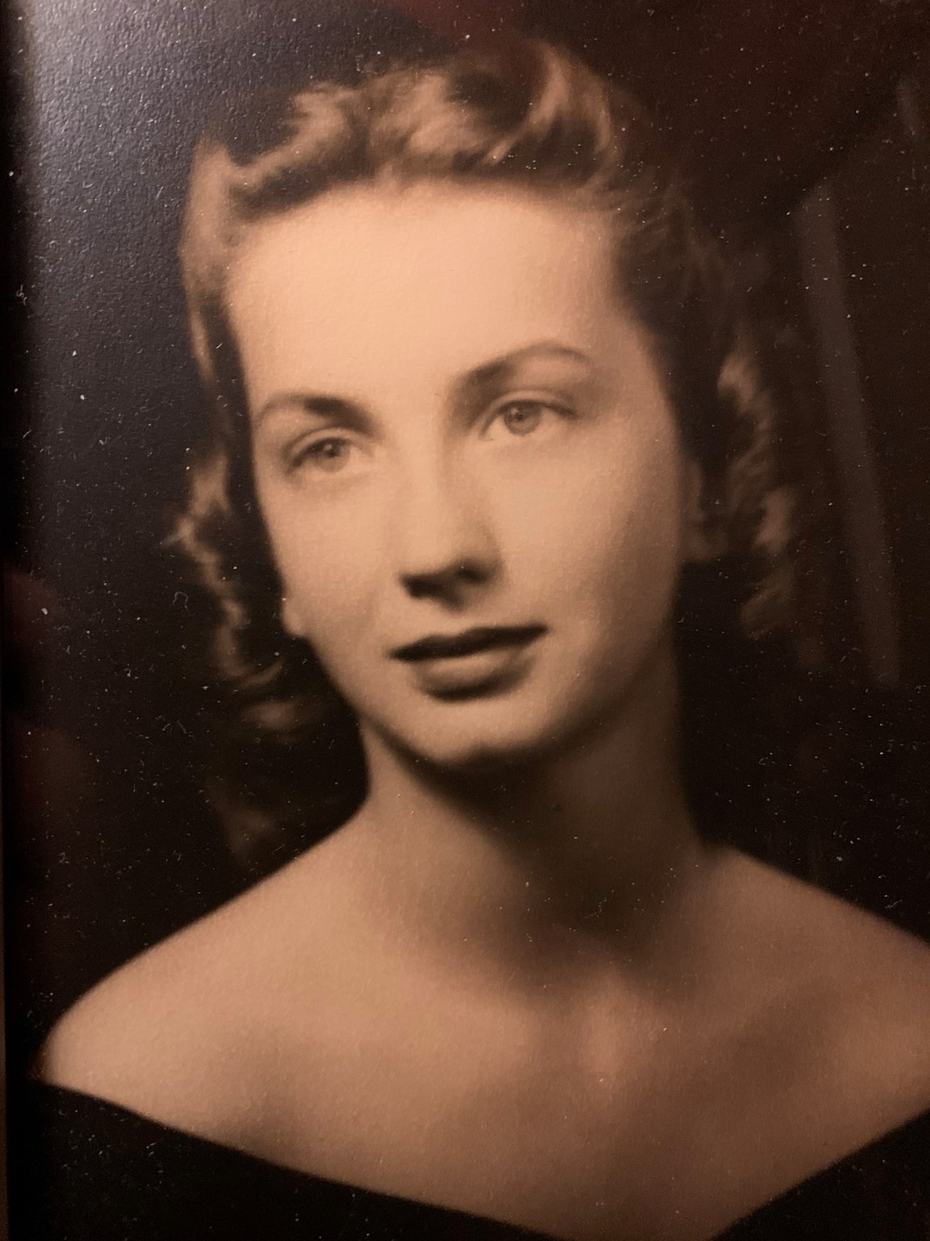 Details Revealed In Peggy Gustafson Barnett'S Obituary - tms5ojs