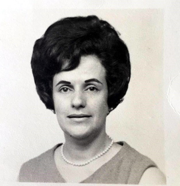 Obituary of María Elena Ponce de León Colón