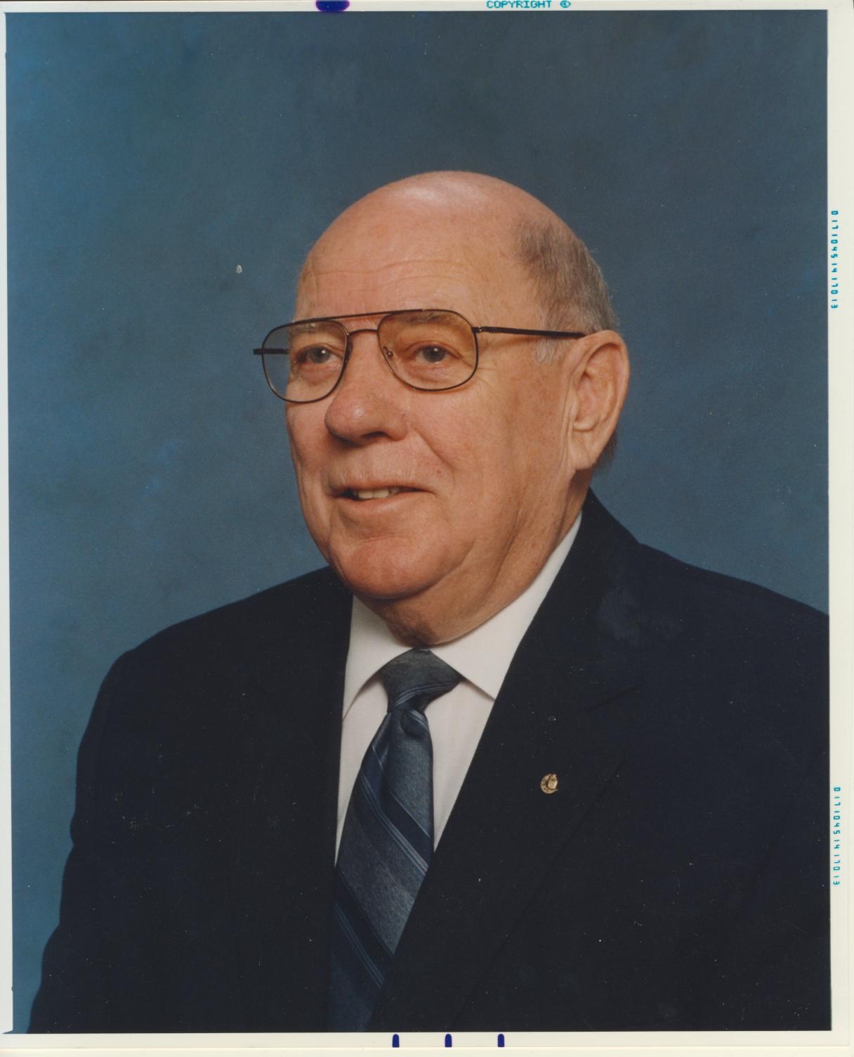 Obituary of Robert Ellington "Bob" Purdy
