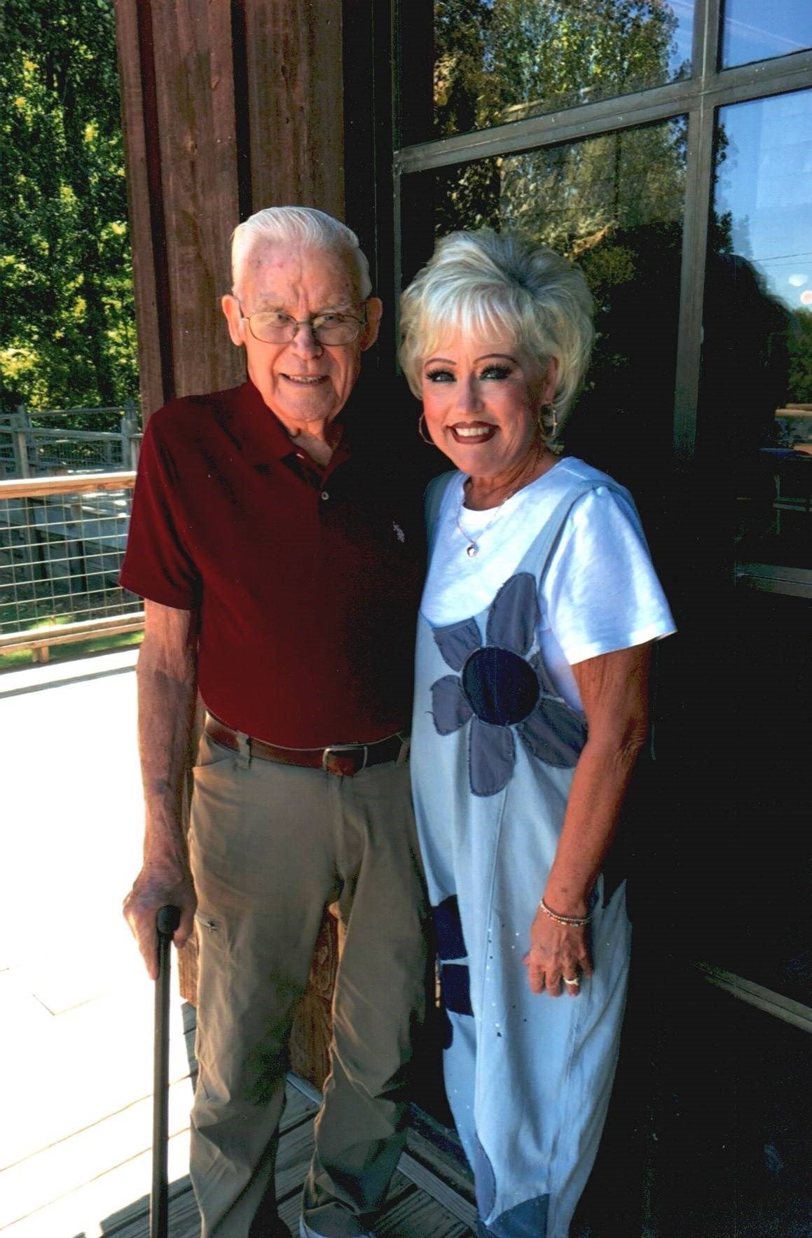 Obituario de Billy Lewey