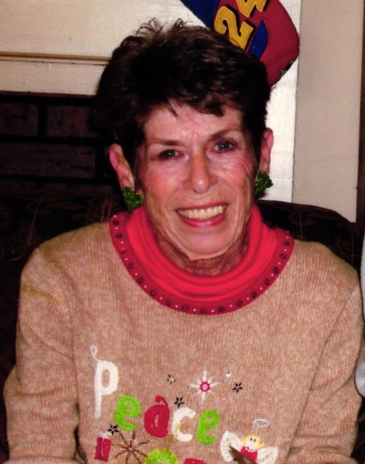 Obituary of Mavis Elliott Holloway