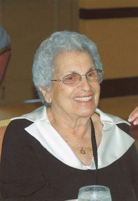 Obituario de Sylvia Pomerantz