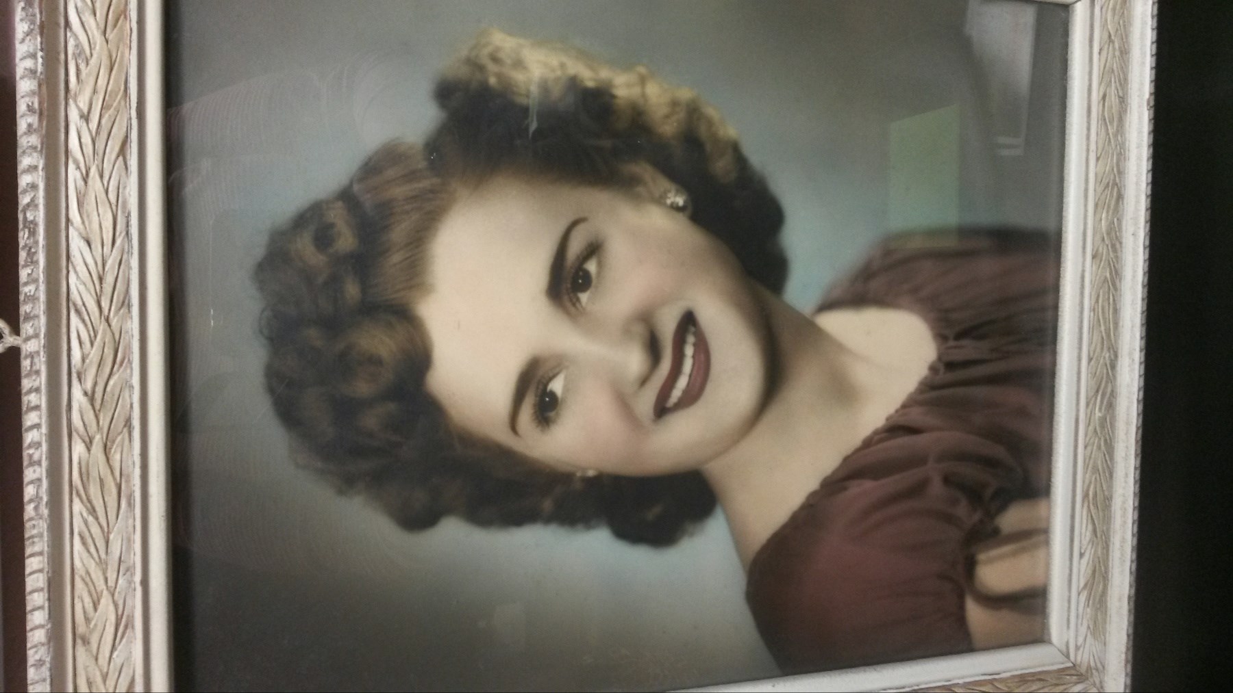 Obituary of Athena Pissanos