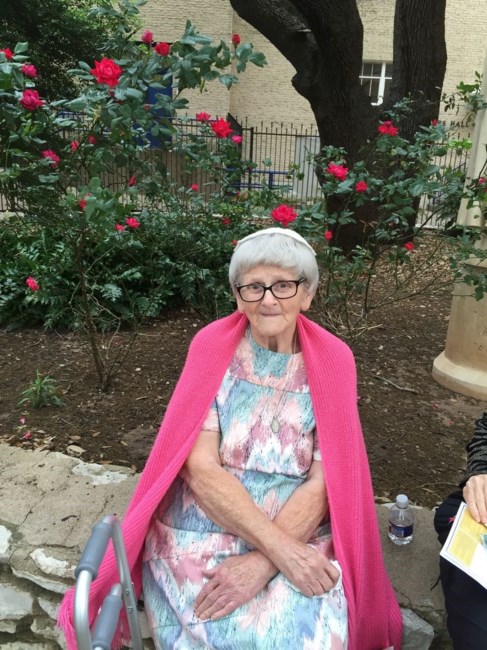 Obituary of Elizabeth Ann "Betty" (Knopf) Westdyke