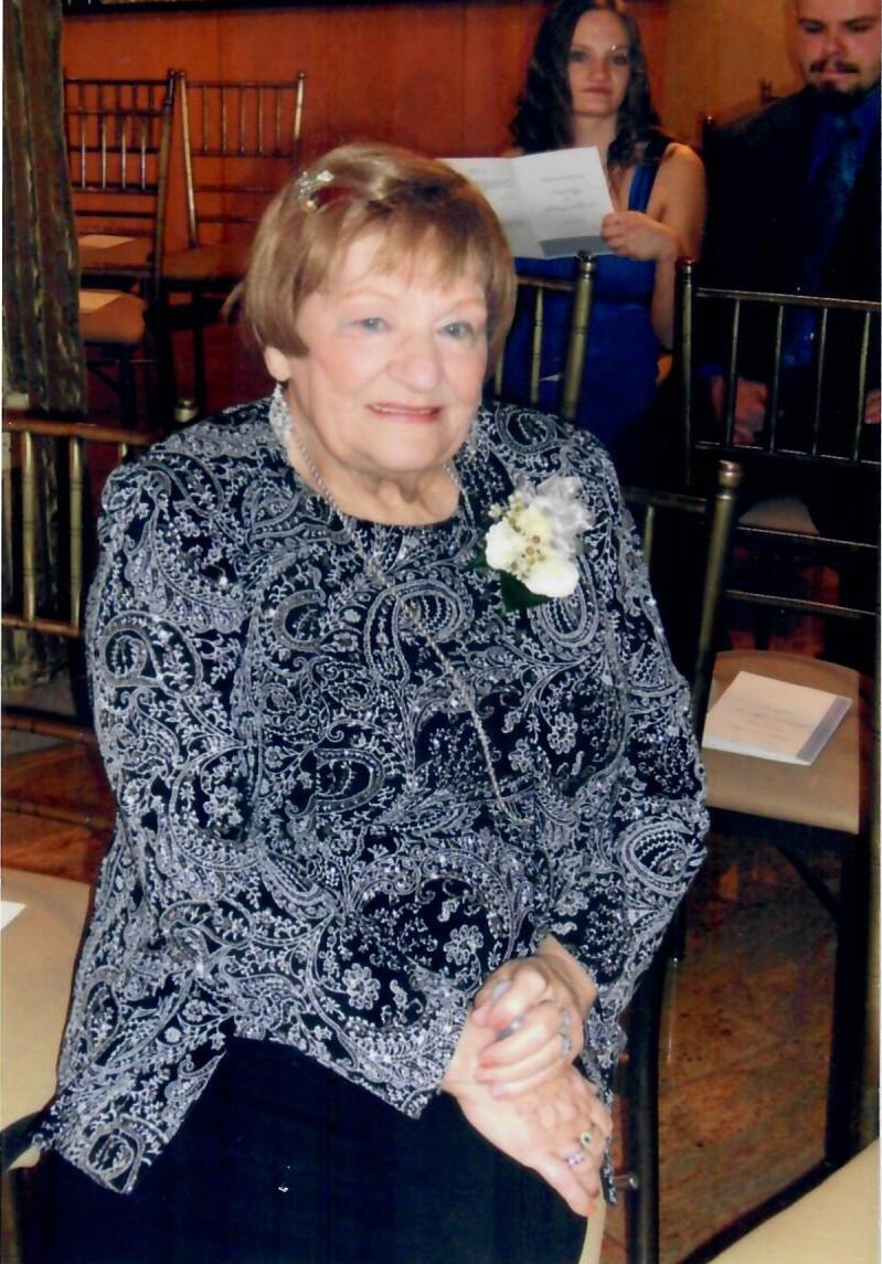 Obituary of Helen P. Izabel