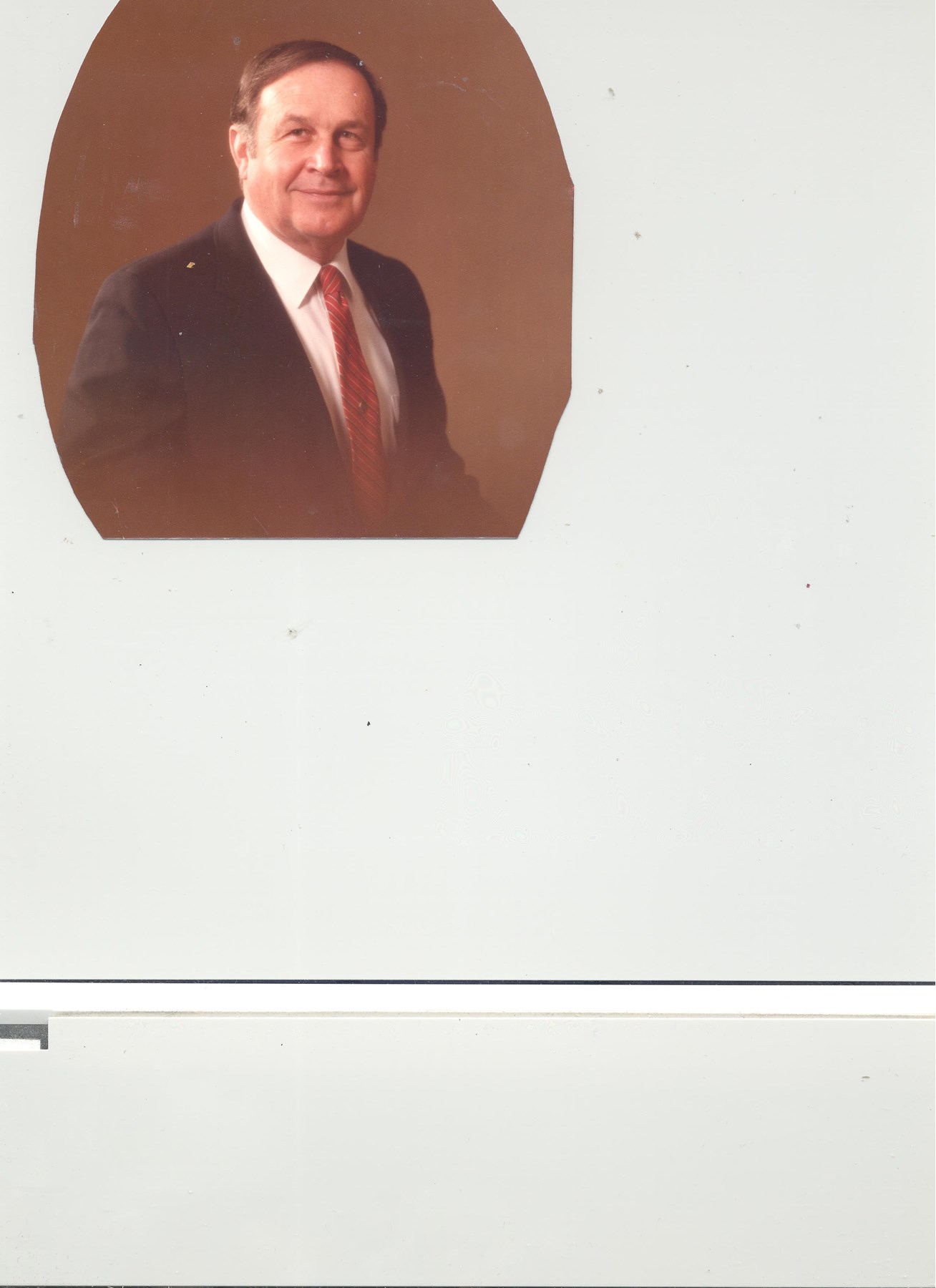 Obituario de Earl Fowler Hoffmeister