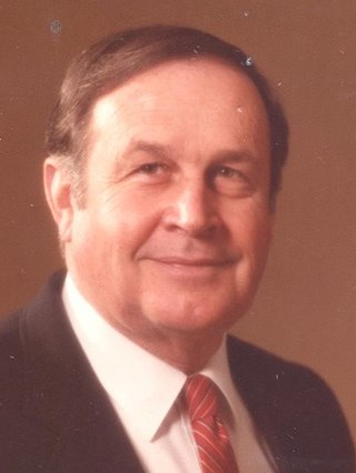Obituary of Earl Fowler Hoffmeister