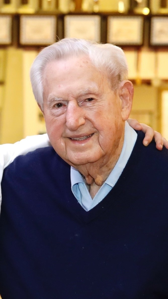 Obituary of E. Wayne Curtis