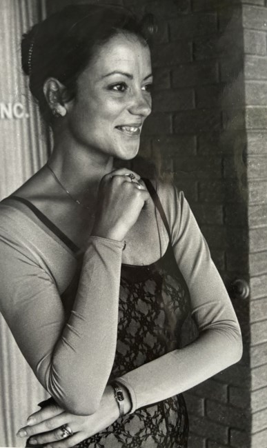 Obituario de Laurie Jo-Anne Mitchell-Agar