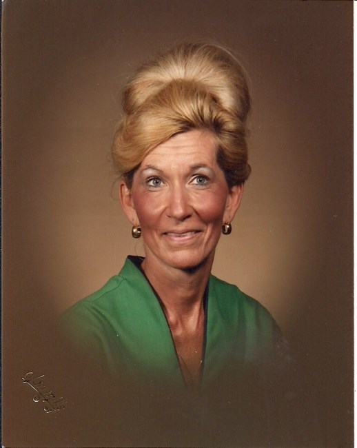 Obituary of Mary Lou McRay