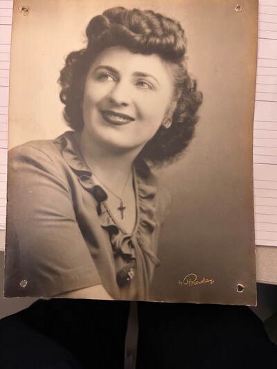 Obituary of Helen Valsamis