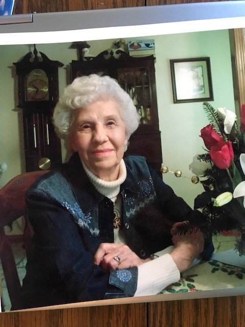 Obituary of Gene Eva Jones